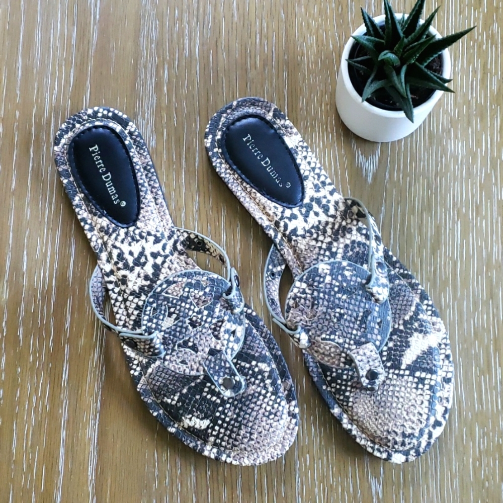 🌸Luxury Inspired Sandals
